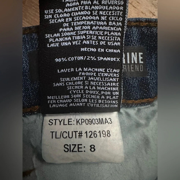 Kut From The Kloth Catherine Mid Rise Boyfriend Medium Wash Size 8 - Picture 9 of 11